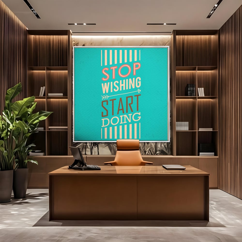 Tablou canvas cu tablou motivational cu mesaj tipografic, in rama de aluminiu argintiu, pe perete intr-un birou